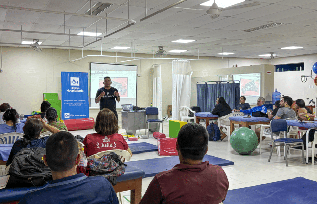 Clínica San Juan de Dios impulsa la formación en fisioterapia deportiva en la región Piura
